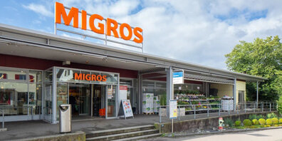 Die Hinwiler Migros-Filiale aus dem Jahr 1969 soll erneuert werden.