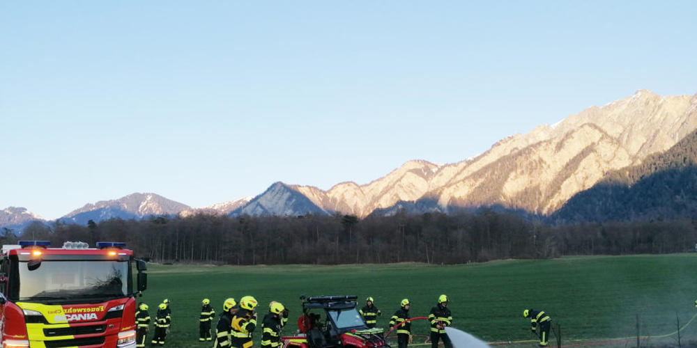 Dieser Flurbrand in Chur wurde ausgelöst, weil jemand Raucherwaren nicht richtig entsorgte.