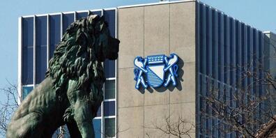 Das staatliche Handeln soll transparenter werden: Der Zürcher Kantonsrat sprach sich am Montag für die Schaffung der Stelle eines Öffentlichkeitsbeauftragten aus. (Symbolbild)