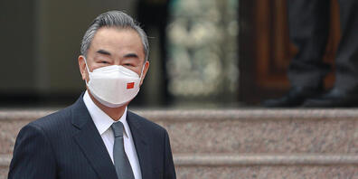 FILED - Russland betont nach Angaben des chinesischen Außenministers Wang Yi erneut, die Lage in der Ukraine zu deeskalieren. Photo: Amit Machamasi/ZUMA Press Wire/dpa