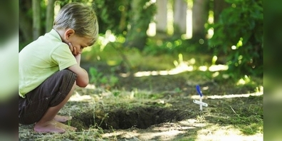 Sterben gehört zum Leben. Doch was darf man einem Kind zumuten? Wie spricht man mit Kindern darüber?
