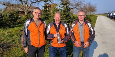 Das Siegertrio des Eröffnungsschiessens (v. l.): Beat Fritsche, Max Mader und René Fritsche.