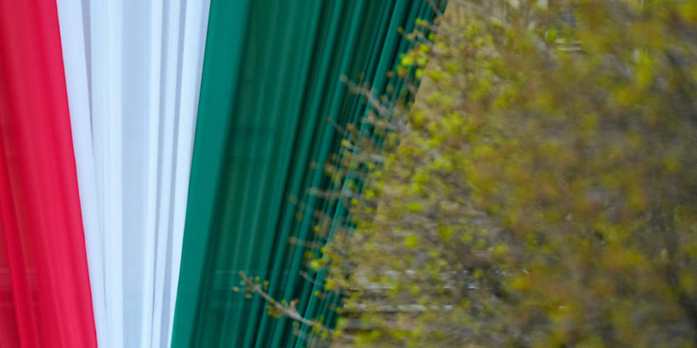 dpatopbilder - Viktor Orban, Ministerpräsident von Ungarn, hält eine Rede auf der letzten Wahlkampfveranstaltung seiner Fidesz-Partei. Foto: Petr David Josek/AP/dpa