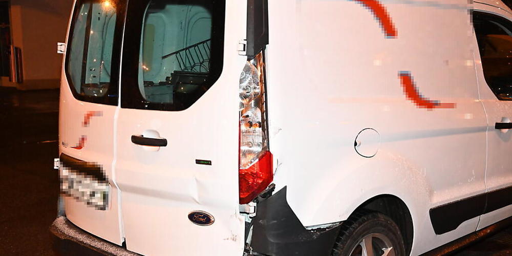 Die Weiterfahrt wurde den beiden Männern vorläufig untersagt.