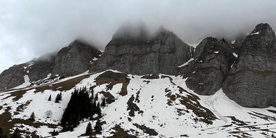 Die Absturzstelle befindet sich im Alpstein auf rund 1700 Metern über Meer.