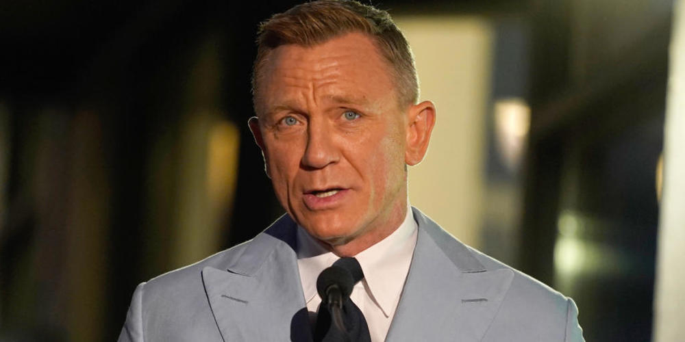 ARCHIV - Daniel Craig, britischer Schauspieler, spricht bei einer Zeremonie, bei der er mit einem Stern auf dem Hollywood Walk of Fame geehrt wurde. Foto: Chris Pizzello/Invision via AP/dpa