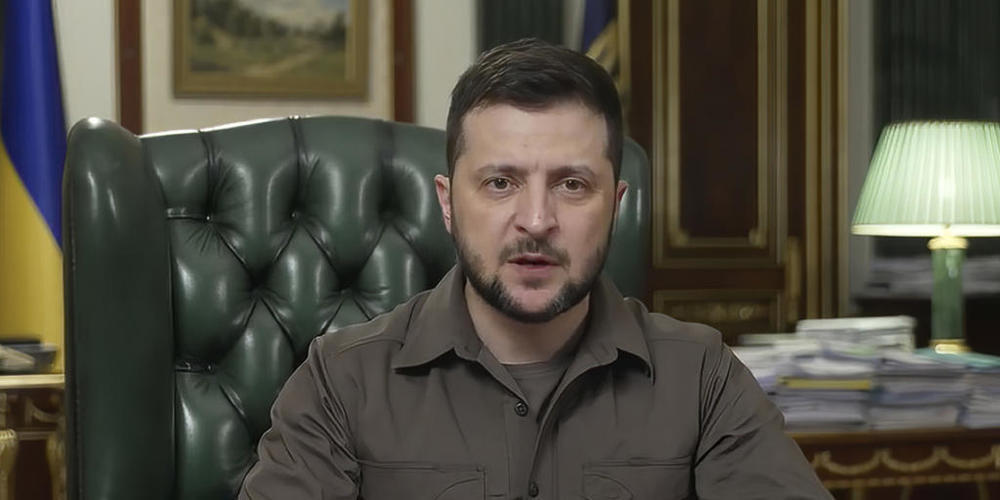 HANDOUT - «Ein Massenverbrechen, hinter dem die Befehle von vielen Menschen stehen»: Wolodymyr Selenskyj. Foto: Uncredited/Pressebüro des ukrainischen Präsidenten via AP/dpa - ACHTUNG: Nur zur redaktionellen Verwendung und nur mit vollständiger Ne...