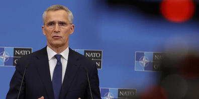 Nato-Generalsekretär Jens Stoltenberg spricht während einer Pressekonferenz nach einem Treffen der Nato-Außenminister im Nato-Hauptquartier. Foto: Olivier Matthys/AP/dpa