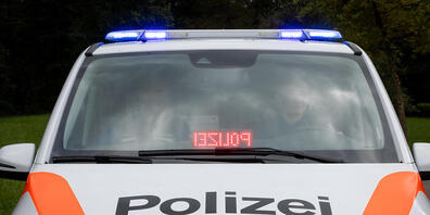 Die Thurgauer Kantonspolizei hat am Sonntag einen 32-jährigen Mann festgenommen, dem ein Überfall mit Raub vorgeworfen wird. (Symbolbild)