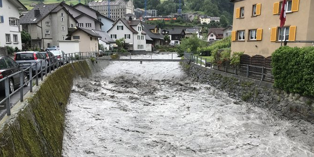 Die Seez führt regelmässig bei Starkniederschlägen und Unwettern bedrohlich viel Wasser: Um den Hochwasserschutz zu erhöhen, sollen verschiedene bauliche Massnahmen getroffen werden. 