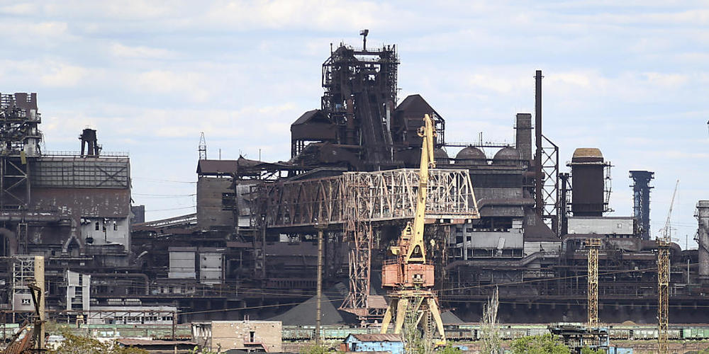 Das Stahlwerk Azovstal in Mariupol war wochenlang umkämpft, bis sich Hunderte ukrainische Verteidigerinnen und Verteidiger schließlich ergaben. Foto: Alexei Alexandrov/AP/dpa
