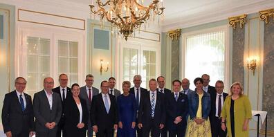 Eine Delegation von Regierungsmitgliedern aus der Ostschweiz hat sich am Montag in Bern mit Bundesrätin Karin Keller-Sutter getroffen.