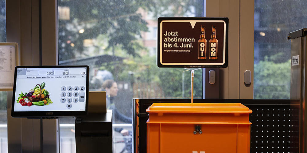 Bis Ende dieser Woche läuft die Alkohol-Abstimmung bei der Migros, die die Nation in zwei Lager spaltet: Diese führt vor allem im Wallis zu mehr Beitritten zur dortigen Genossenschaft. (Archivbild)