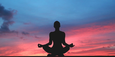 Der Einführungskurs soll mit wenigen einfachen Anleitungen den Einstieg in die Meditation unterstützen. (Symbolbild)
