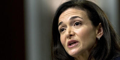 Top-Managerin Sheryl Sandberg, die beim Facebook-Konzern Meta lange als rechte Hand von Gründer Mark Zuckerberg galt, verlässt den Online-Riesen. (Archivbild)