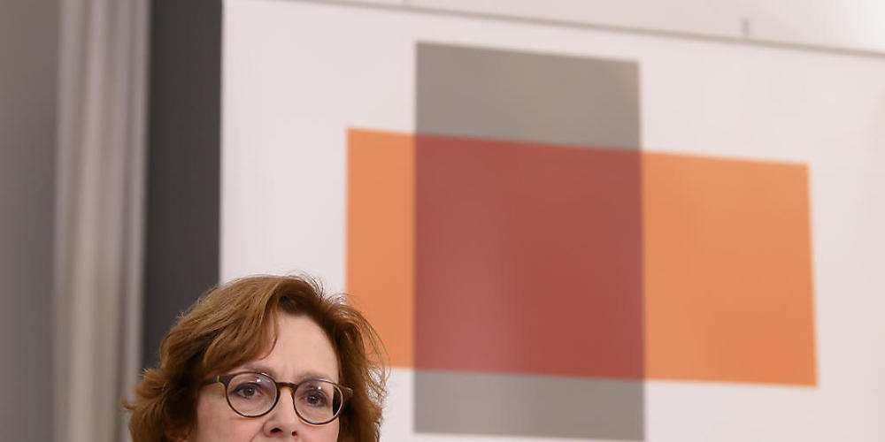 Economiesuisse senkt wegen der globalen Lieferengpässe BIP-Prognosen für die Schweiz (Archivbild)