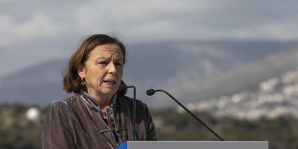 ARCHIV - Italiens Innenministerin Luciana Lamorgese gibt eine Erklärung ab. Die fünf Mittelmeerstaaten Italien, Spanien, Griechenland, Zypern und Malta fordern von den EU-Mitgliedstaaten mehr Solidarität im Umgang mit Migranten. Das teilte die ita...