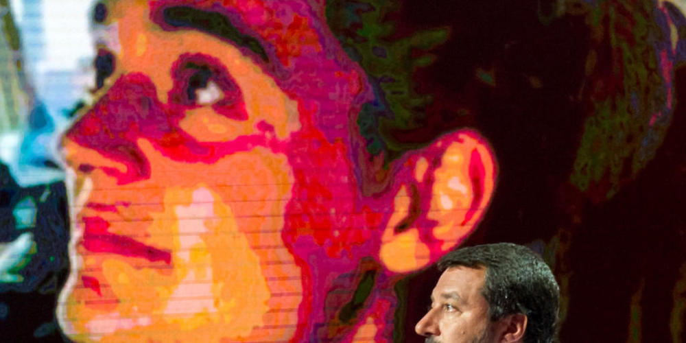 ARCHIV - Matteo Salvini, Innenminister von Italien, spricht während einer TV-Sendung. Auf der Monitorwand im Hintergrund ist die Kapitänin des Rettungsschiffs «Sea Watch 3», Carola Rackete, eingeblendet. Foto: Carlo Cozzoli/LaPresse via ZUMA Press...