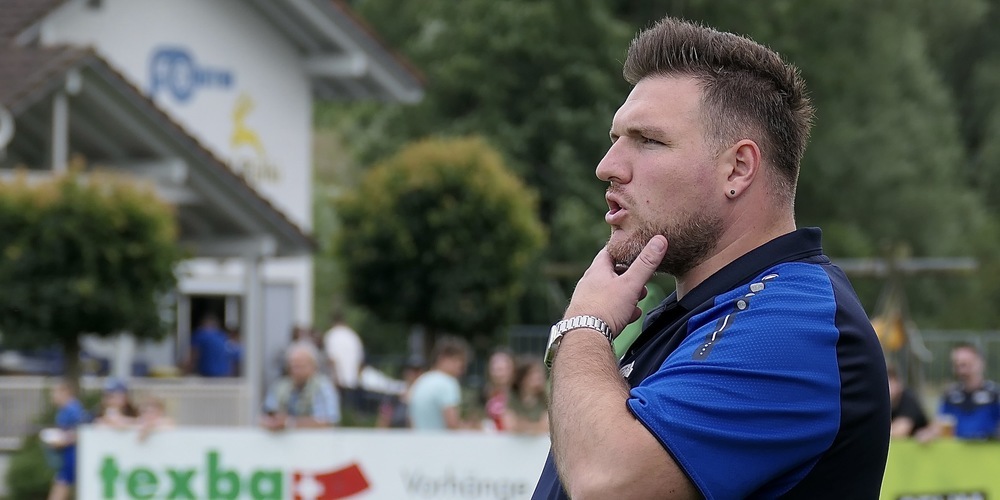 Nach einer Pleiteserie von wettbewerbsübergreifend acht Spielen steht Cheftrainer Granit Bojaxhi im Rüthner Umfeld ziemlich unter Druck. 
