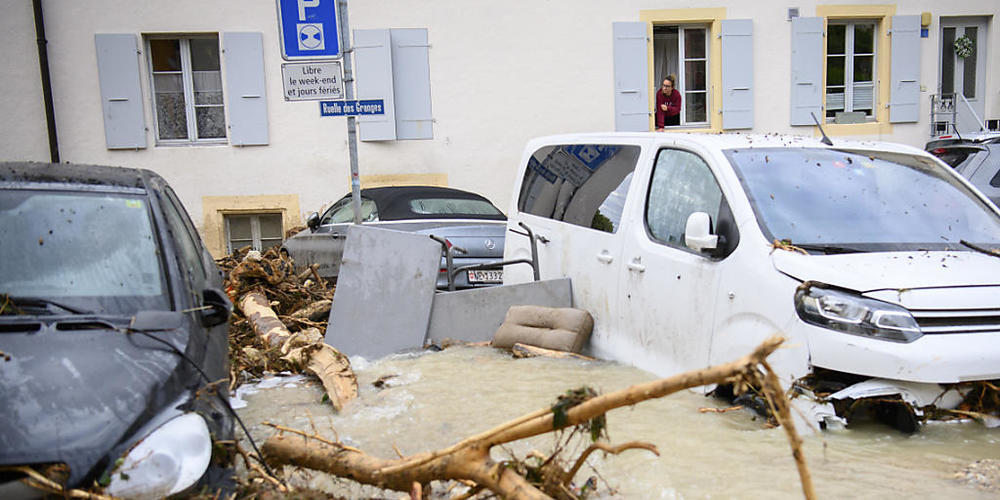 Heftige Gewitter Ende Juni 2021 überfluteten weite Teile des Dorfes Cressier NE. (Archivbild)