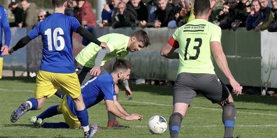 Der FC Diepoldsau-Schmitter musste auf der Stapfenwis beim 5:4 gegen den FC Rheineck lange zittern (Archivbild)