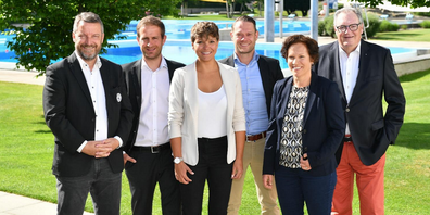 Freuen sich über die zukünftige Partnerschaft (v.l.): Maurice Weber (FC Wil 1900 AG), Benjamin Fust (FC Wil 1900 AG), Nathalie Forrer (Lidl Schweiz), Raphael Werner (Lidl Schweiz), Sabin Rickenbach, (WISPAG) und  Christian Tröhler (WISPAG).