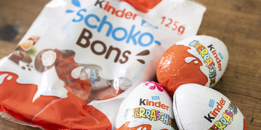 Belgische und luxemburgische Ermittlungsbehörden haben am Mittwoch mehrere Ferrero-Standorte durchsucht. Die Ermittlungen sollen klären, wer für die Salmonellen-Verseuchung verantwortlich ist, durch die der Konzern in der Osterzeit Produkte zurück...