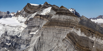 Faszinierende Gesteinswelten im Fokus der Welterbetage: Hier wechselnde Kalkschichten am Bifertenstock/Piz Durschin. 