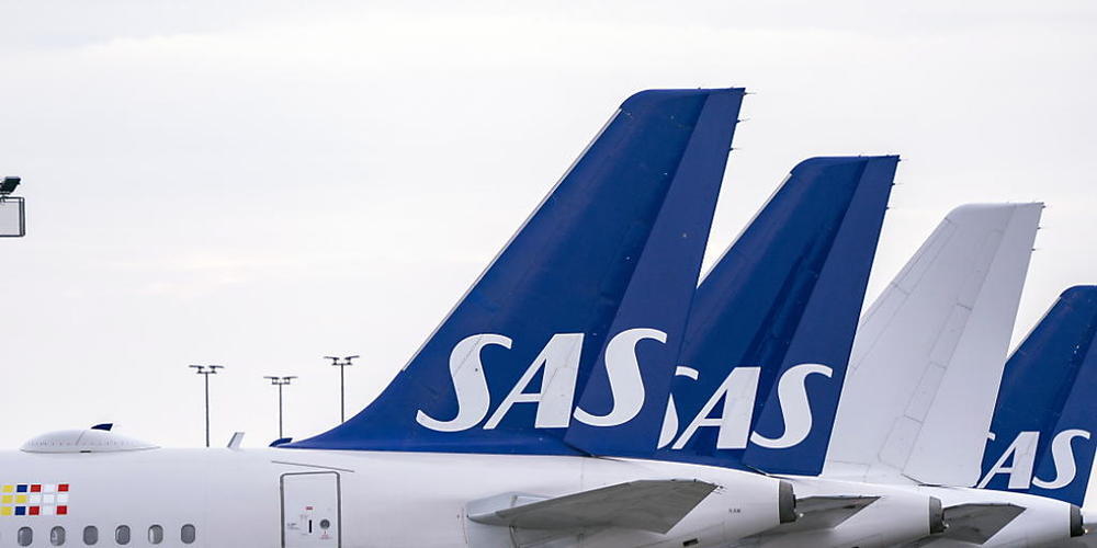 Ab Ende Juni könnten zahlreiche SAS-Flugzeuge wieder am Boden bleiben. (Archivbild)