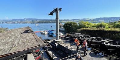Der Brand in einem Hafen in Meilen verursachte Schäden in Millionenhöhe.