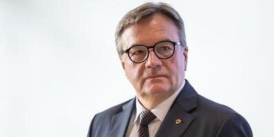 ÖVP-Politiker Günther Platter, seit 14 Jahren Ministerpräsident von Tirol, will sich zurückziehen. Foto: Expa/Johann Groder/APA/dpa