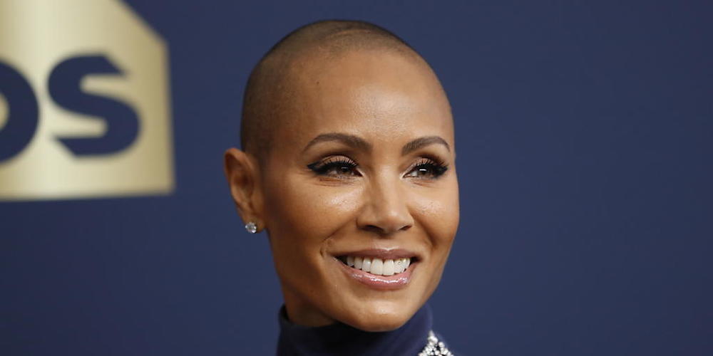 Jada Pinkett Smith leidet an der Autoimmunerkrankung Alopezie, die zu starkem Haarausfall führt. In den USA wurde jetzt eine Tablette dagegen zugelassen. (Archivbild)
