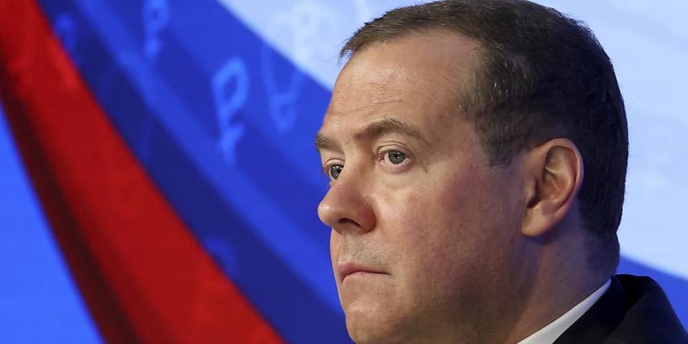 Dmitri Medwedew, Vorsitzender der Partei Einiges Russland und stellvertretender Leiter des Sicherheitsrates, nimmt an einer Sitzung des Forums "Unternehmertum in der neuen wirtschaftlichen Realität" in Moskau, Russland, teil. Foto: Yekaterina Shtu...