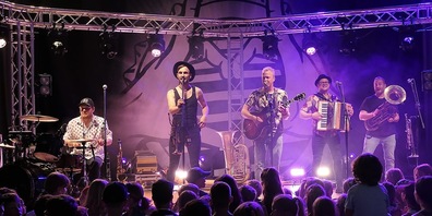 Die «Fäaschtbänkler» haben einen neuen Medley aufgenommen