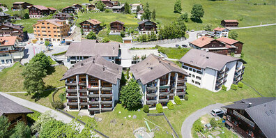 Luftansicht der Siedlung (von Süden).