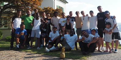 FC Blau-Weiss Erlenbach mit dem Gewinn.