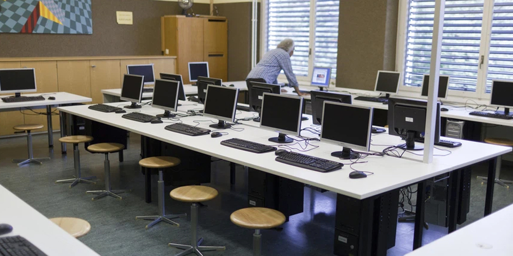 Gewusst wie: Oberstufenschülerinnen und -schüler haben eine Programmschwachstelle ausgenutzt.