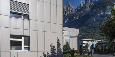 Der Verwaltungsrat der St. Galler Spitalverbunde hätte das Spital in Walenstadt schliessen wollen. Die Politik verlangte dann aber die Prüfung einer alternativen Lösung. (Archivbild)