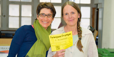 Anna Frey und Jacqueline Weber vom Ferienpass Prättigau. 