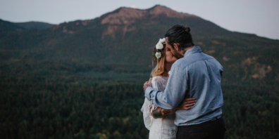 Es muss nicht immer traditionell sein: Mario Romano kleidet Männer für den grossen Tag individuell ein