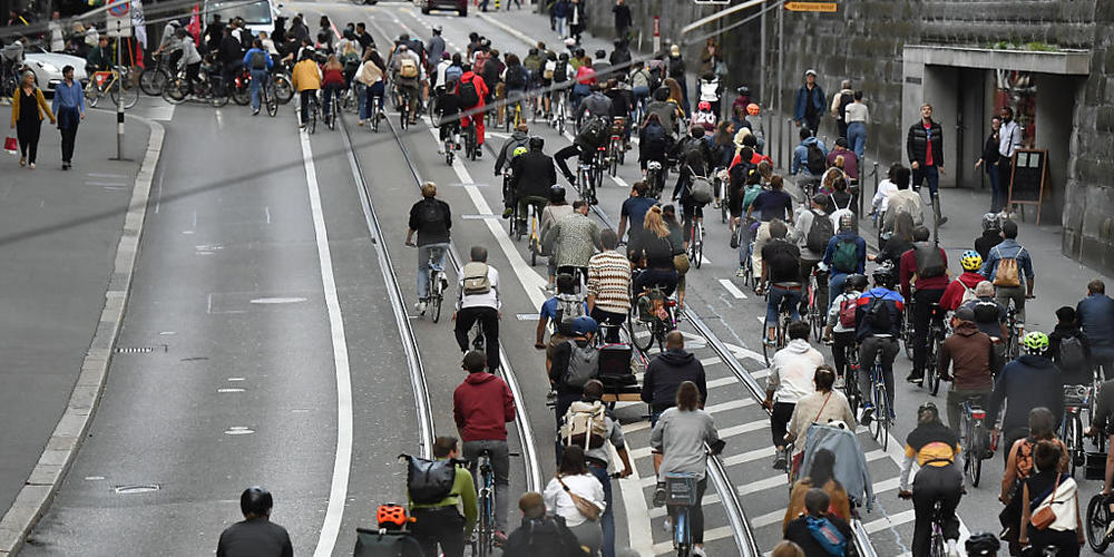 Ein «spontanes, grosses Verkehrsaufkommen von Velos»: Die «Critical Mass» vom 27. August 2021 in Zürich. (Archivbild)