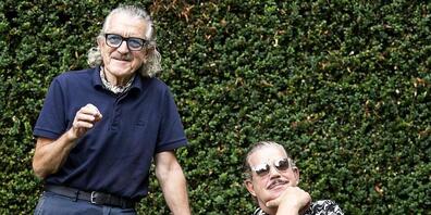 Dieter Meier und Boris Blank (von links) vom Elektromusik-Duo Yello werden mit dem Grand Prix Musik 2022 geehrt. Der Preis im Wert von 100'000 Franken wird vom Bundesamt für Kultur am 16. September verliehen. (Archivbild)