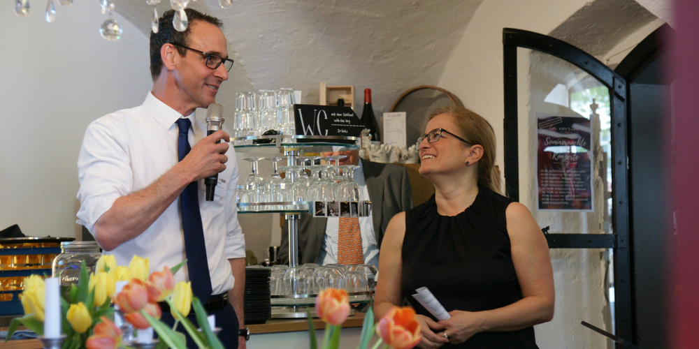 Christoph Birchler und Stadtpräsidentin Maria Pappa