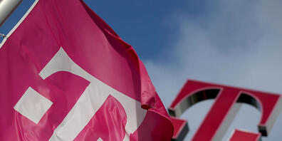 Die Deutsche Telekom hat im ersten Quartal Umsatz und Gewinn kräftig gesteigert. (Archivbild)
