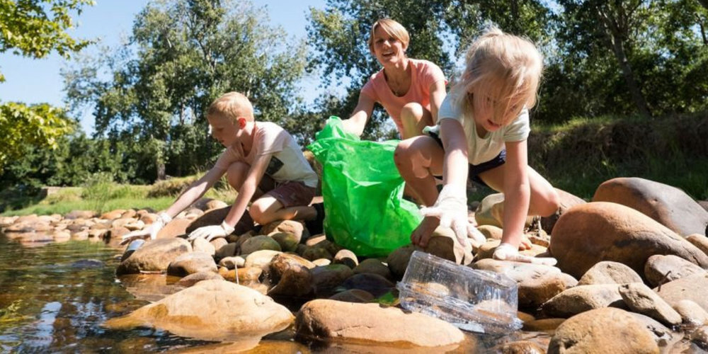 Die ganze Schweizer Bevölkerung kann am Tag der guten Tat mitmachen.