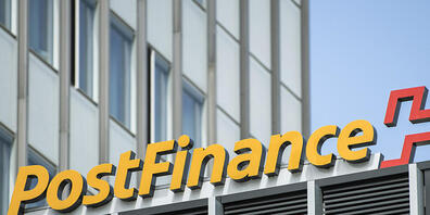 Die Postfinance soll vorderhand weiterhin keine Hypotheken und Kredite vergeben dürfen. Dieser Meinung ist die zuständige Kommission des Ständerats. (Themenbild)