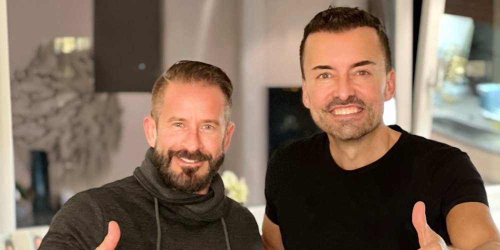 Nico Sanders (r.) präsentiert: «Schlager vom Feinsten» mit Schlagerstar Leonard.