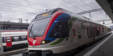 Flüchtlinge aus der Ukraine können den öffentlichen Verkehr in der Schweiz noch bis am 31. Mai gratis nutzen.(Symbolbild)