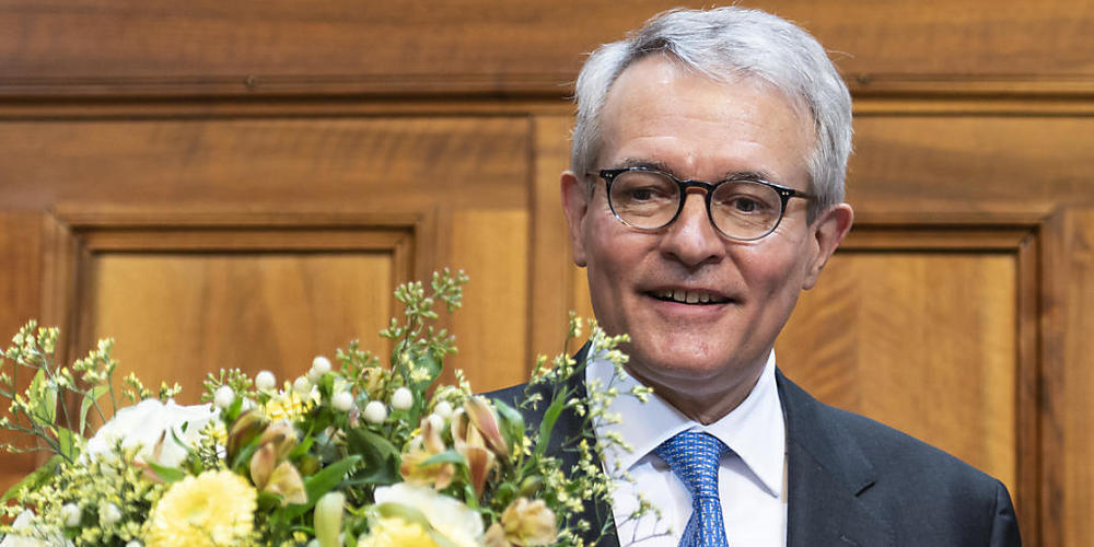 Thomas Hefti (FDP, Glarus) nach seiner Wahl zum Ständeratspräsidenten am 29. November 2021.