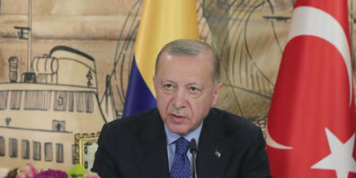 HANDOUT - Der türkische Präsident Recep Tayyip Erdogan stellt Forderungen an Schweden für den Nato-Beitritt. Foto: -/Türkische Präsidentschaft via AP/dpa